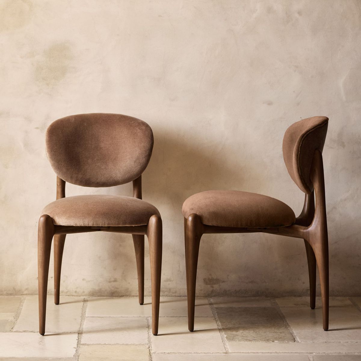 CRATE & BARREL - Silla de comedor Toffee Brown en Terciopelo