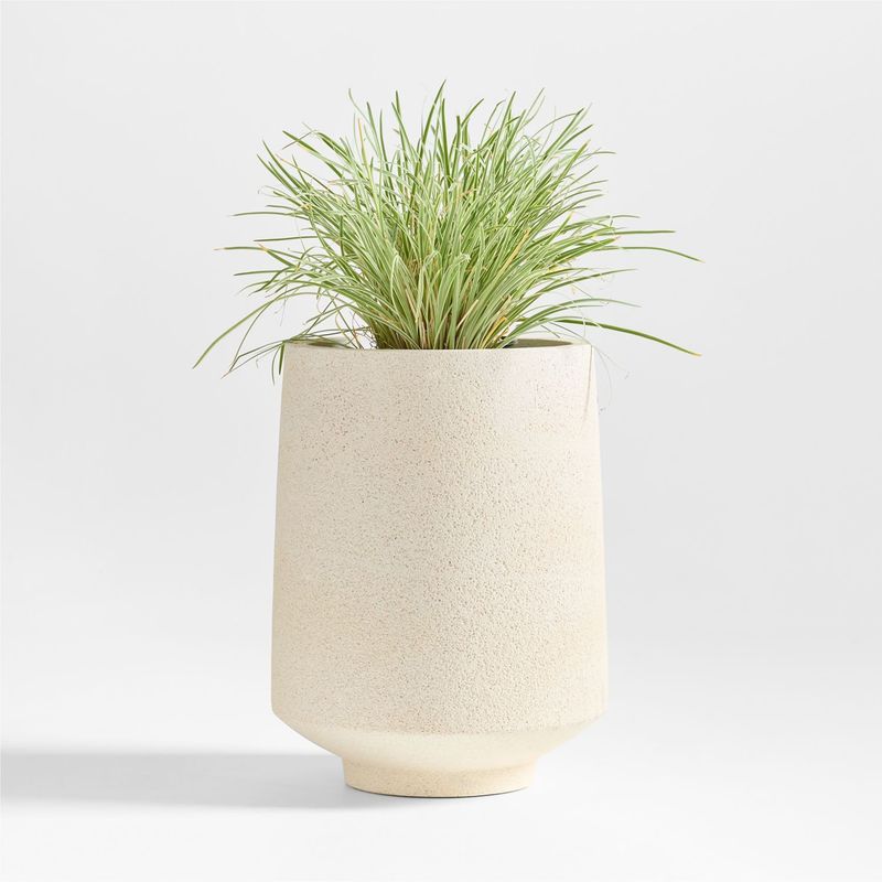 CRATE & BARREL - Maceta Havana en Piedra 55 cm x 42 cm 