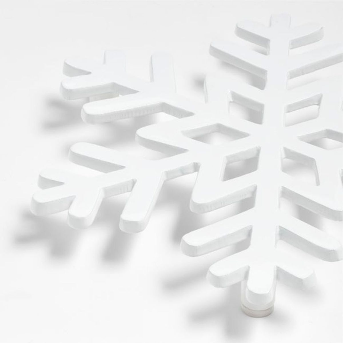 CRATE & BARREL - Portacaliente Snowflake Aluminio