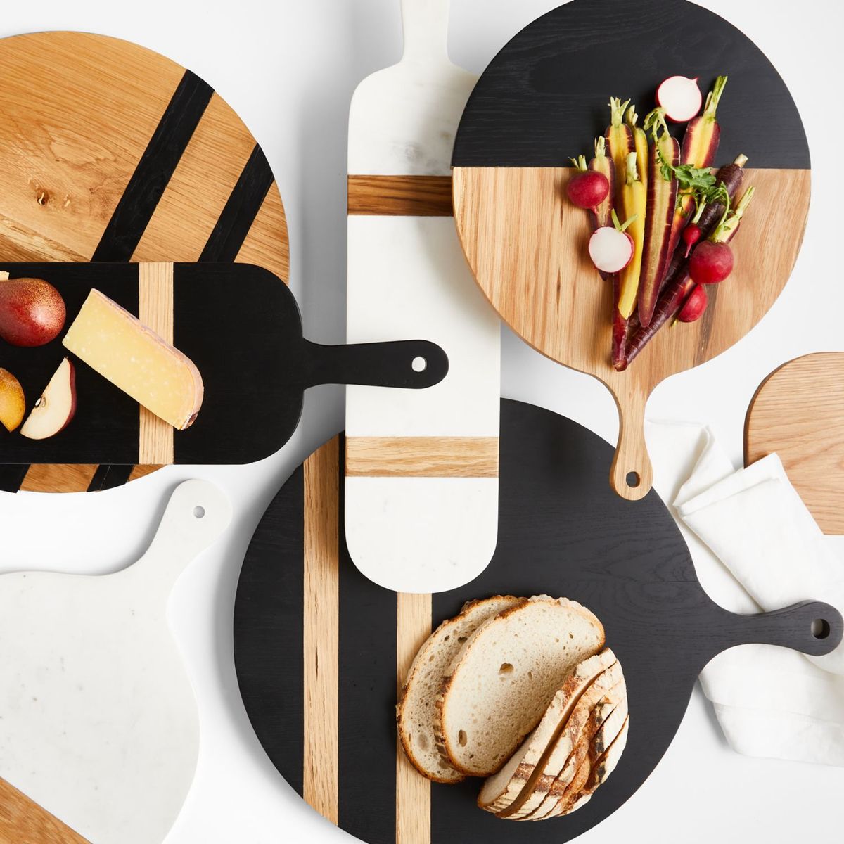 CRATE & BARREL - Tabla Amara en Madera y Mármol 45 x 32cm