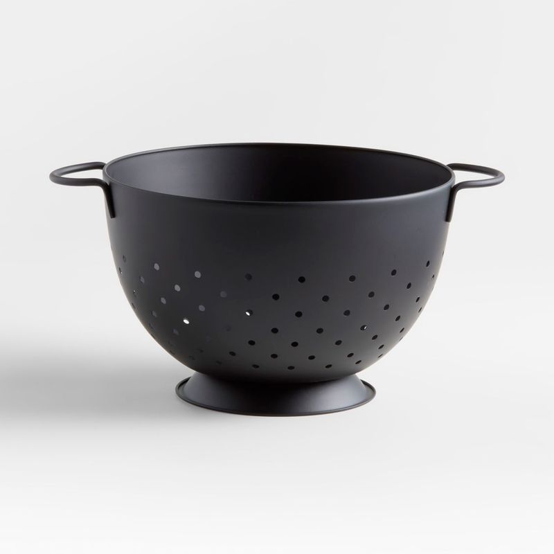 CRATE & BARREL - Colador Nera Acero inoxidable