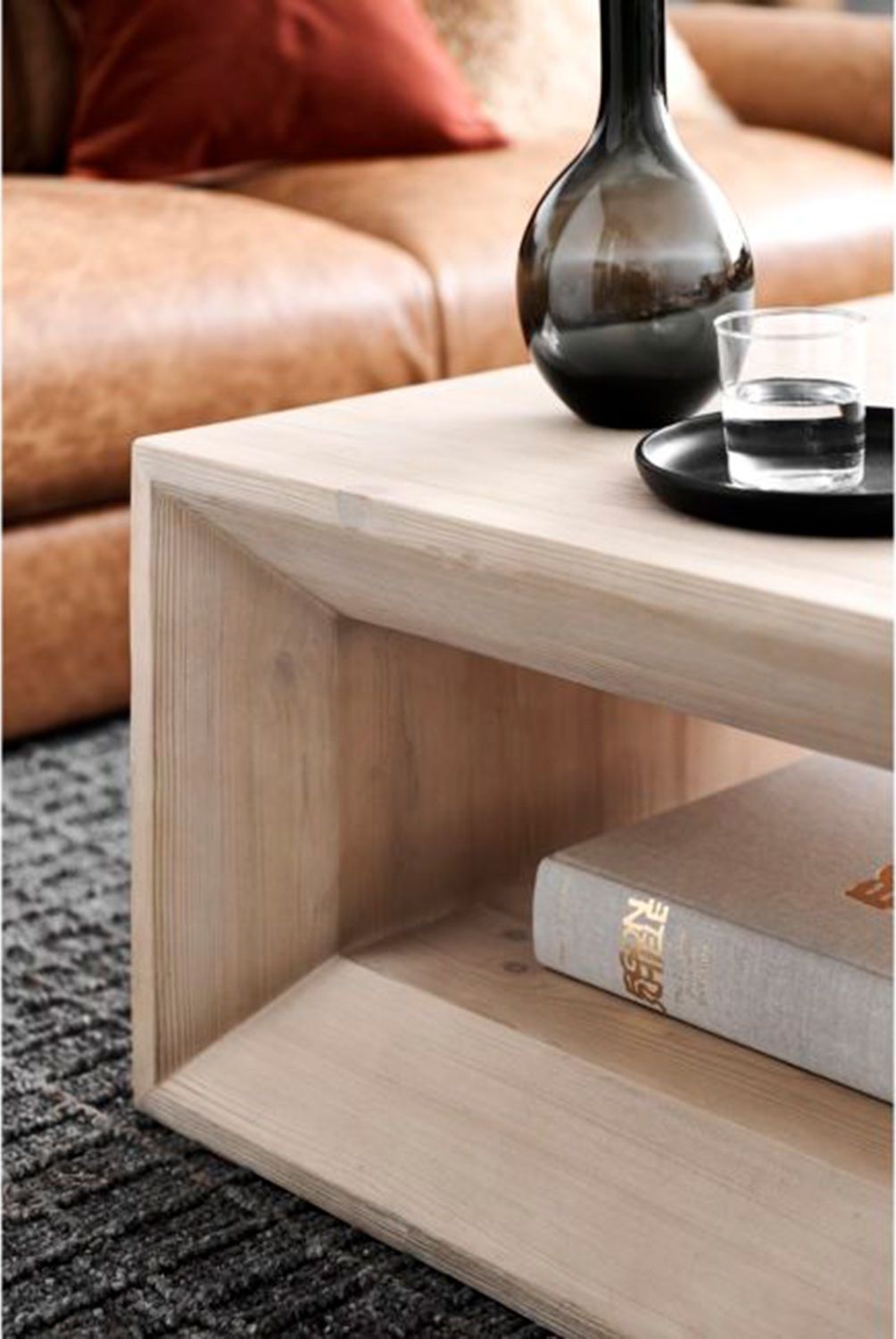 CRATE & BARREL - Florero Dyon en Vidrio 37 cm x 15 cm 