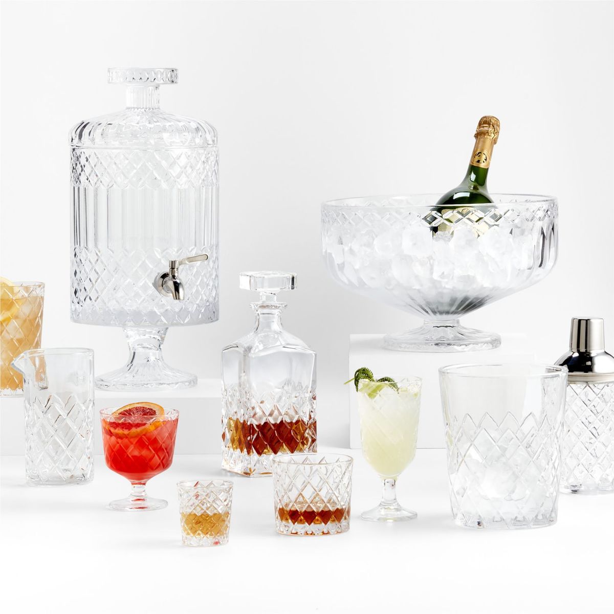 CRATE & BARREL - Coctelera Hatch en Vidrio  