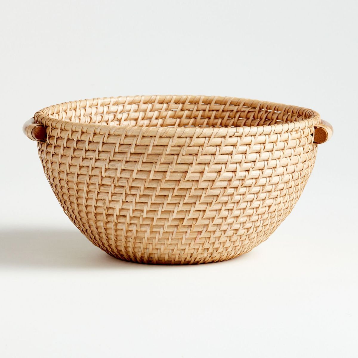 CRATE & BARREL - Bowl de Servir Artesia con Asas 25 cm