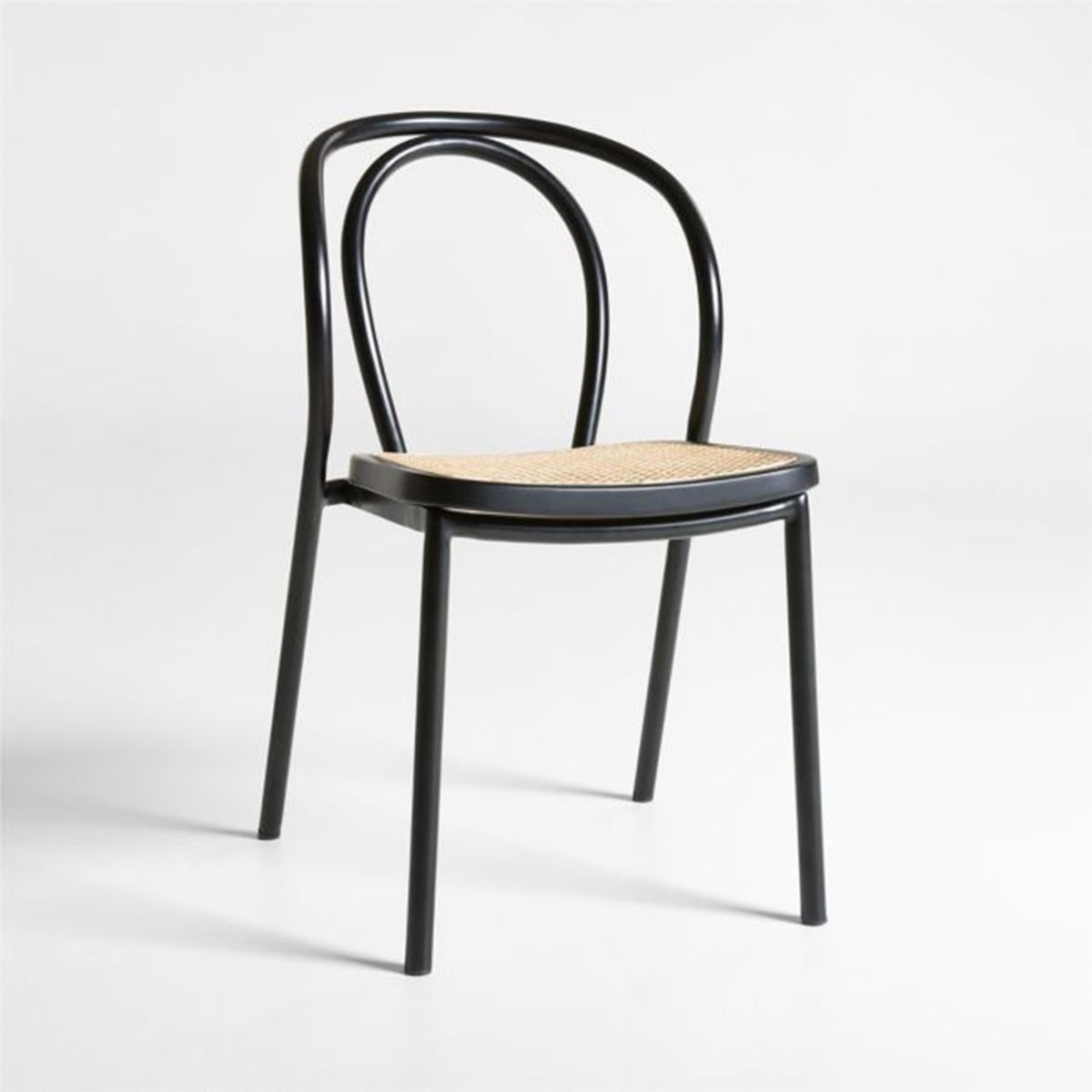 CRATE & BARREL - Silla de comedor Linz en Rattán