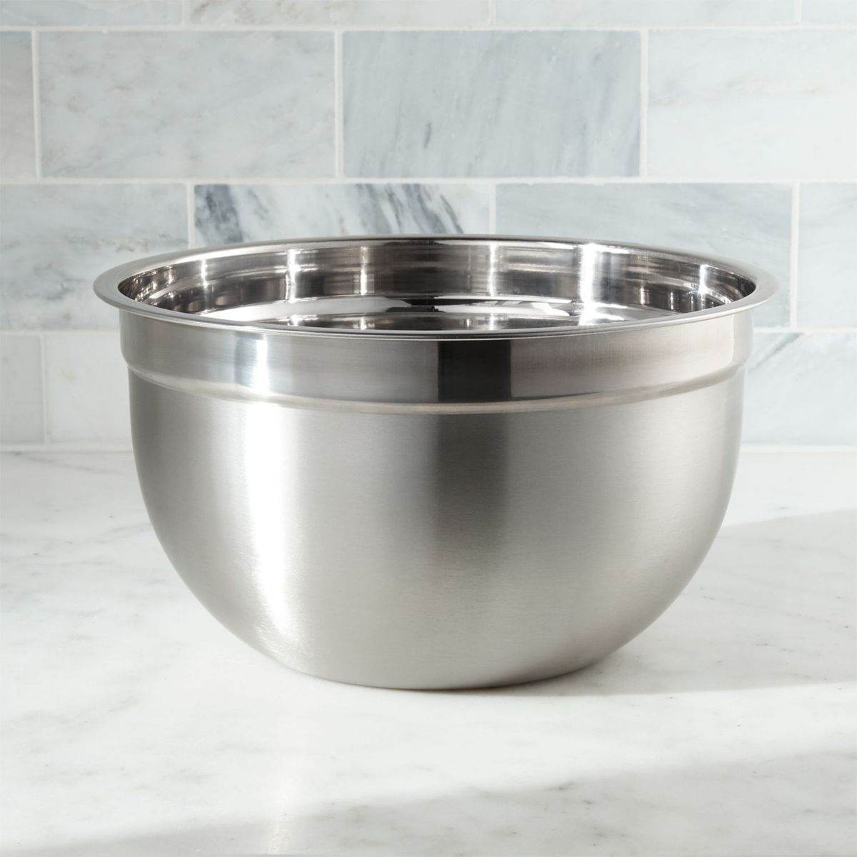 CRATE & BARREL - Bowl  en Acero inoxidable 26 cm x 26 cm