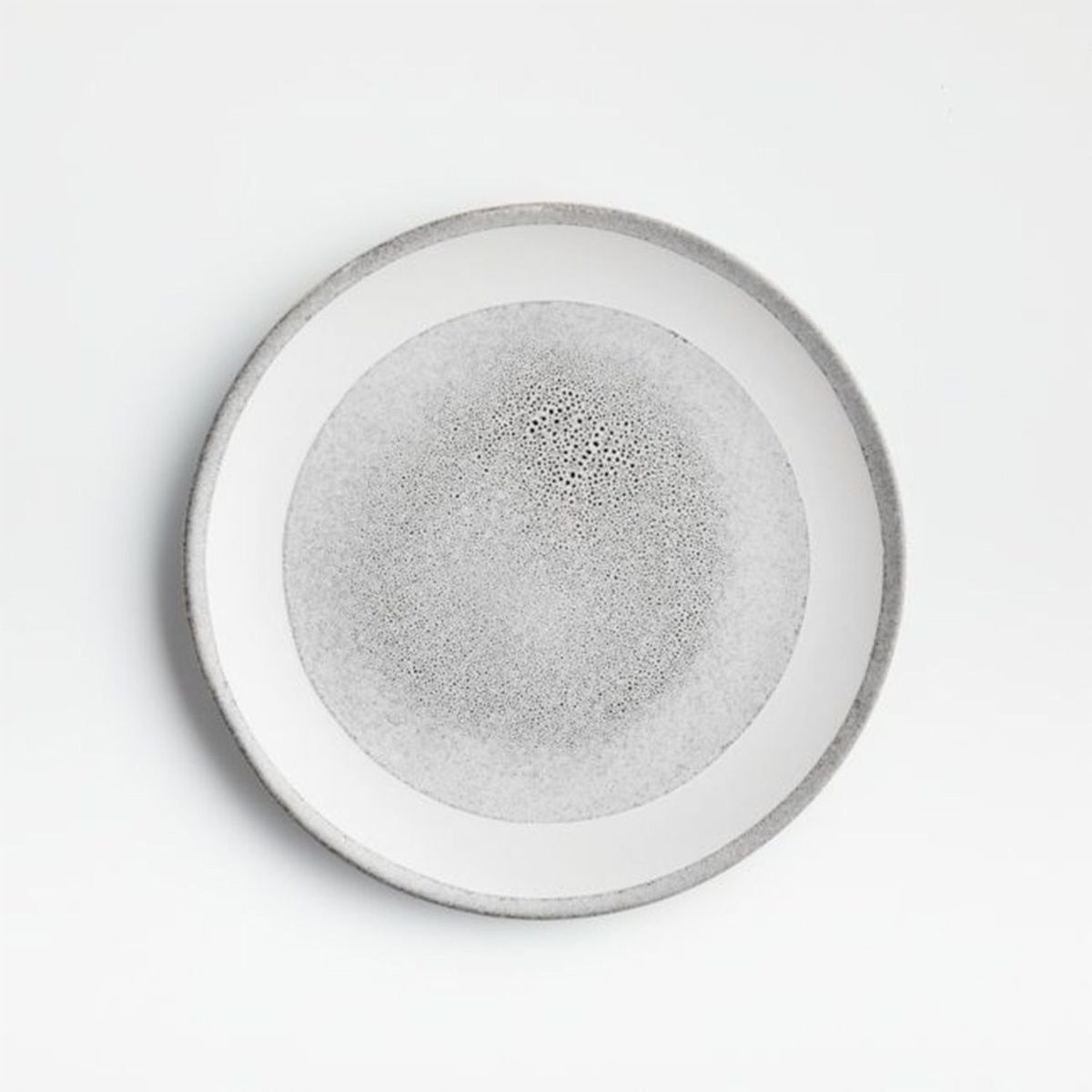 CRATE & BARREL - Plato de ensalada Pedra en Gres 21 cm x 2 cm