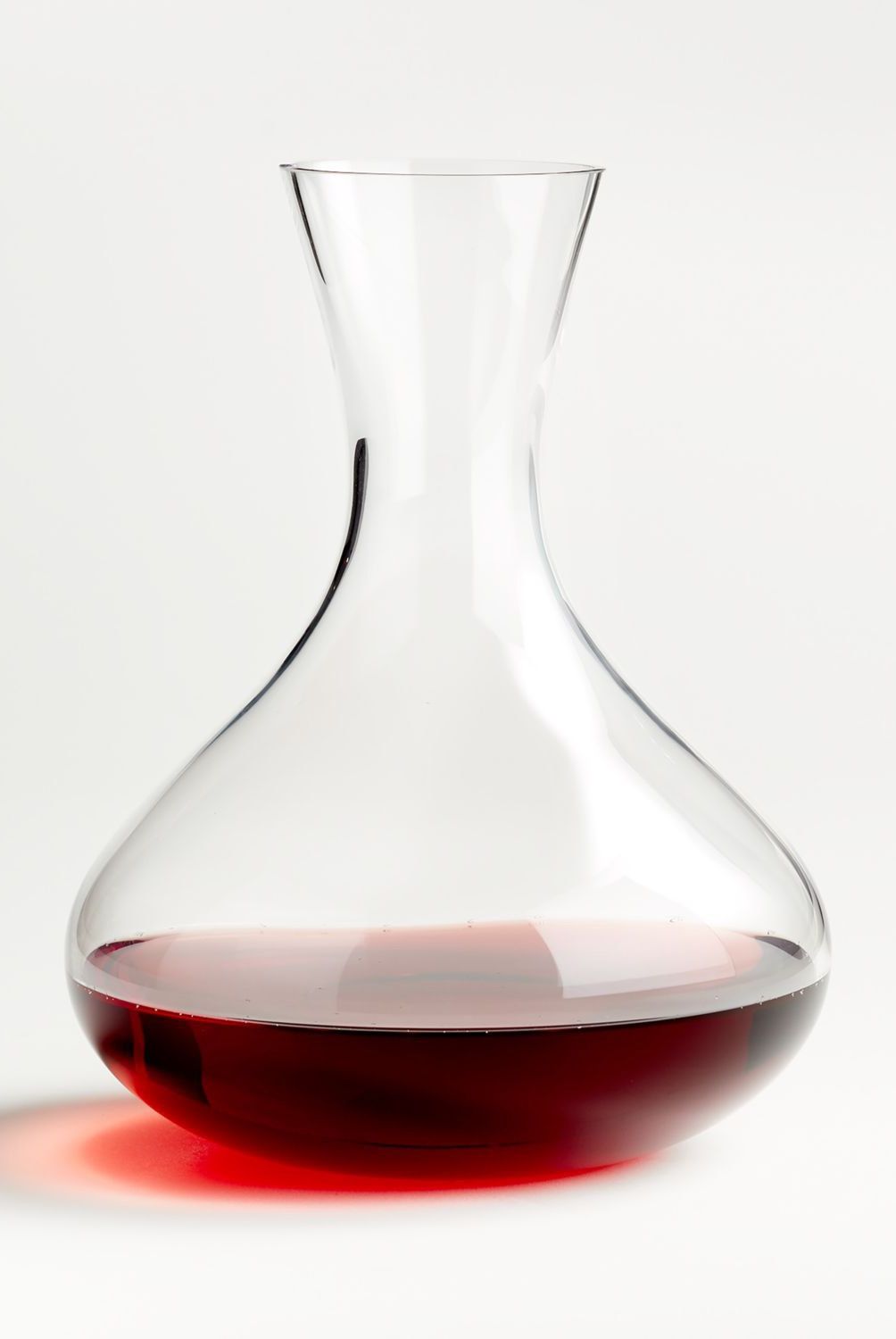CRATE & BARREL - Decantador de Vino Hip