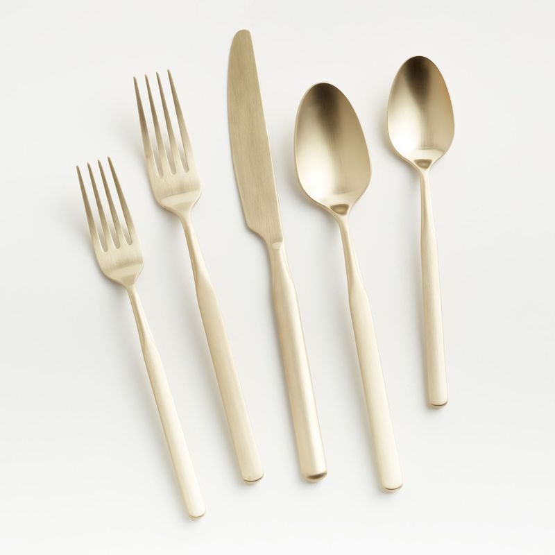 CRATE & BARREL - Cubiertos Diem 1 Puesto (5 Piezas)