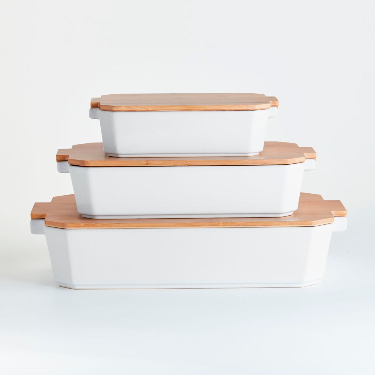 CRATE & BARREL - Refractarias en Gres con Tapa Bambú Set x 3