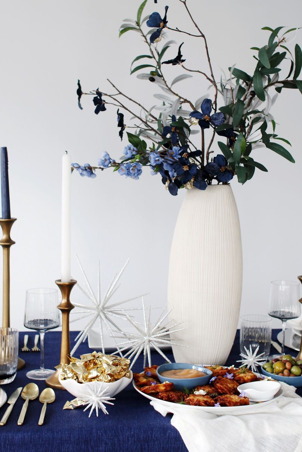 CRATE & BARREL - Jarron Porcelana 41 x 19 cm