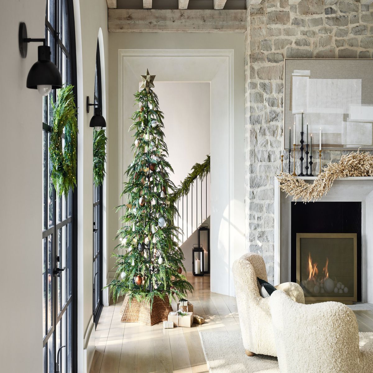 CRATE & BARREL - Collar de árbol de Navidad estrella