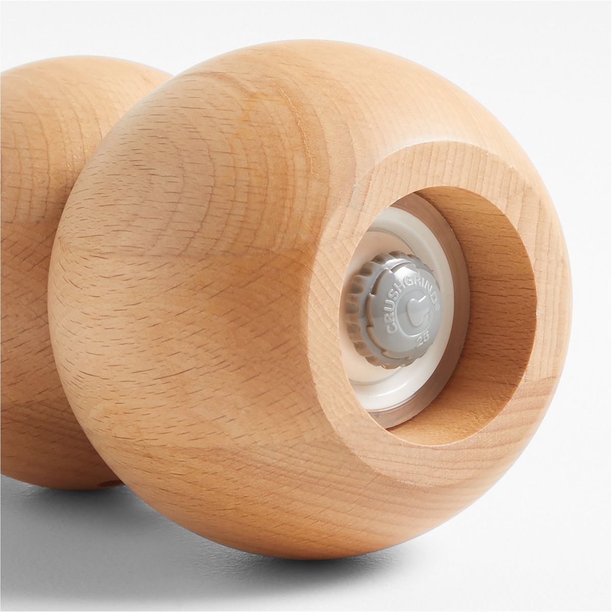 CRATE & BARREL - Salero de cocina Snowman Madera