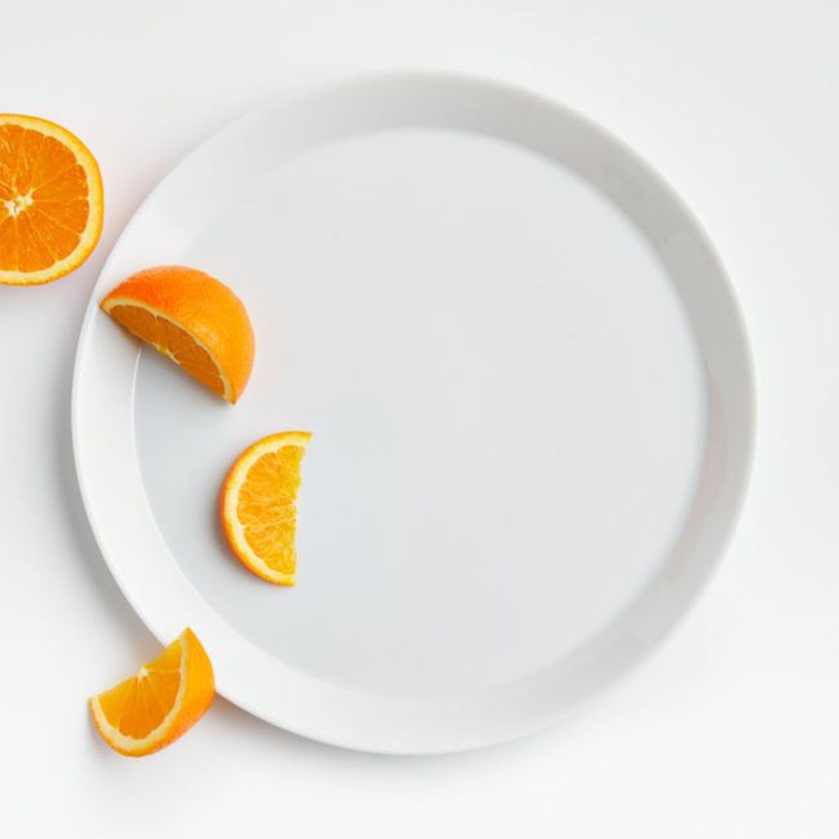 CRATE & BARREL - Plato principal Verge en Porcelana 27 cm x 3 cm