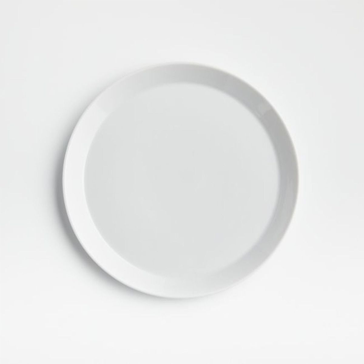 CRATE & BARREL - Plato de ensalada Verge en Porcelana 22 cm x 2 cm