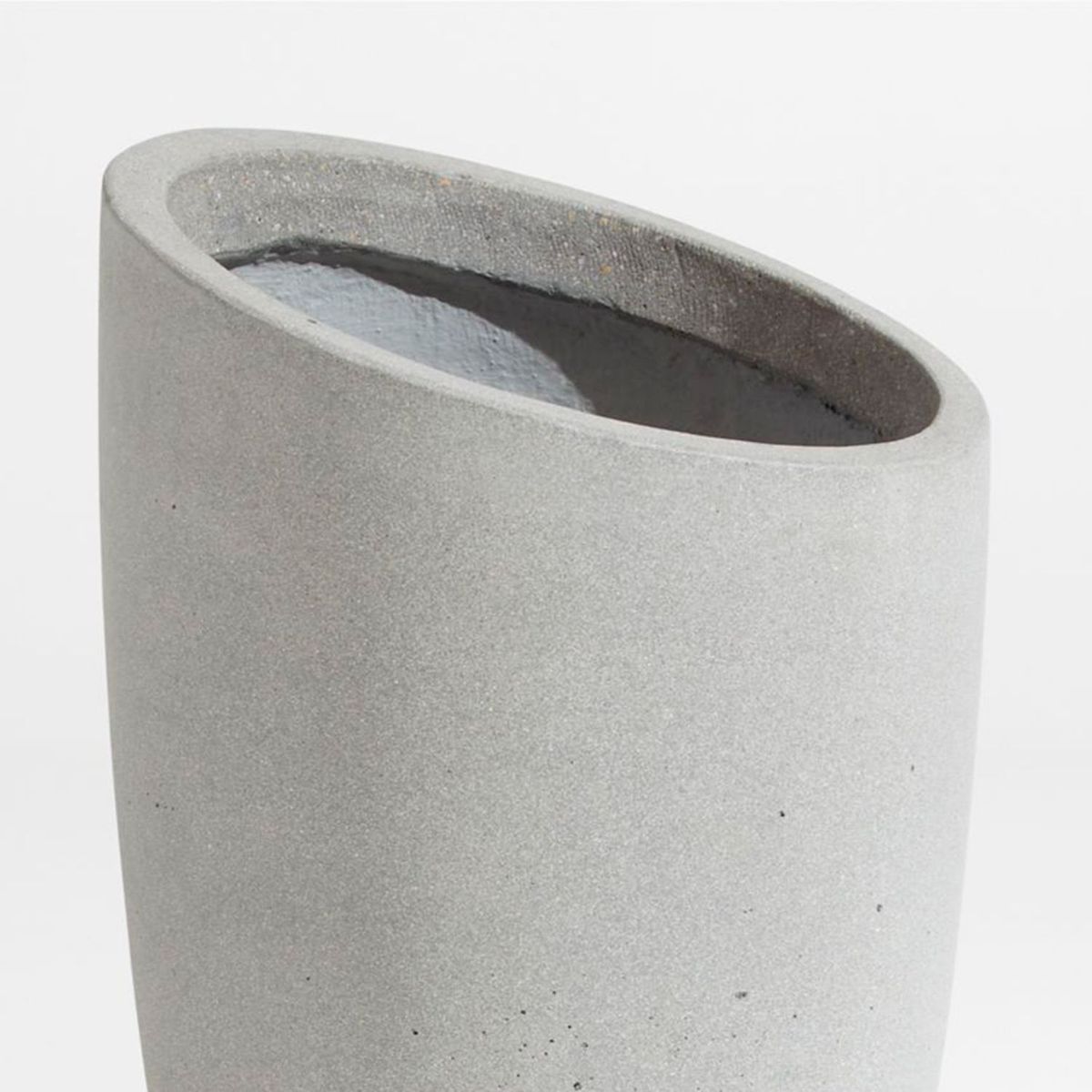 CRATE & BARREL - Maceta Slant en Cerámica 66 cm x 36 cm 