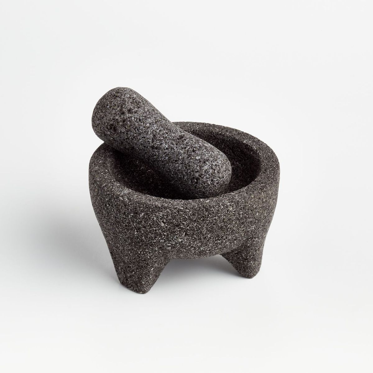 CRATE & BARREL - Mortero Small Stone en Piedra  
