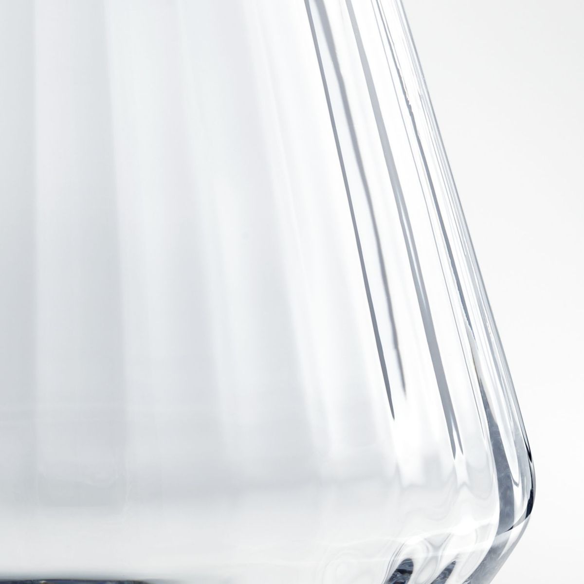 CRATE & BARREL - Decantador Optic Ezra en Vidrio 1 L