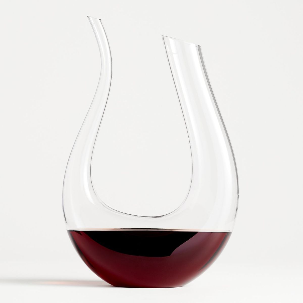 CRATE & BARREL - Decantador de Vino Sullivan 747 ml