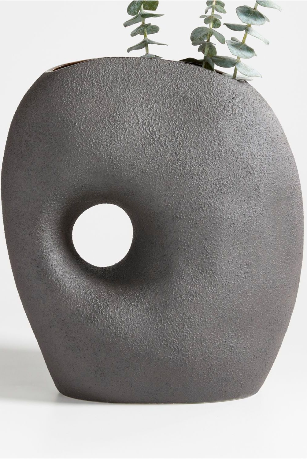 CRATE & BARREL - Florero Clyborne en Arcilla 31 cm x 15 cm 