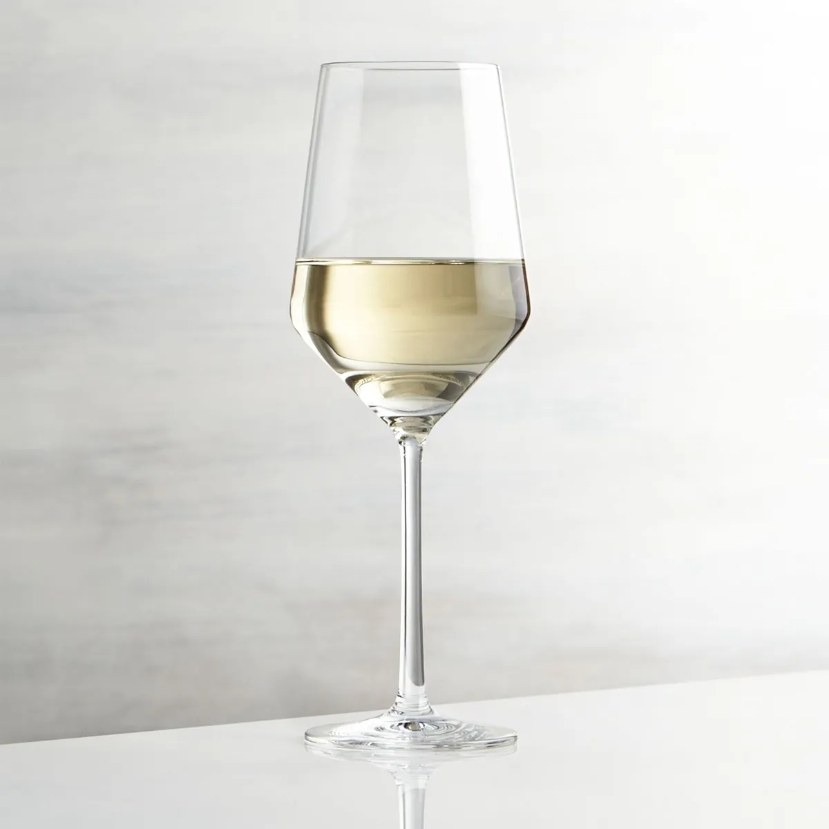 CRATE & BARREL - Copa para Vino Blanco Tour