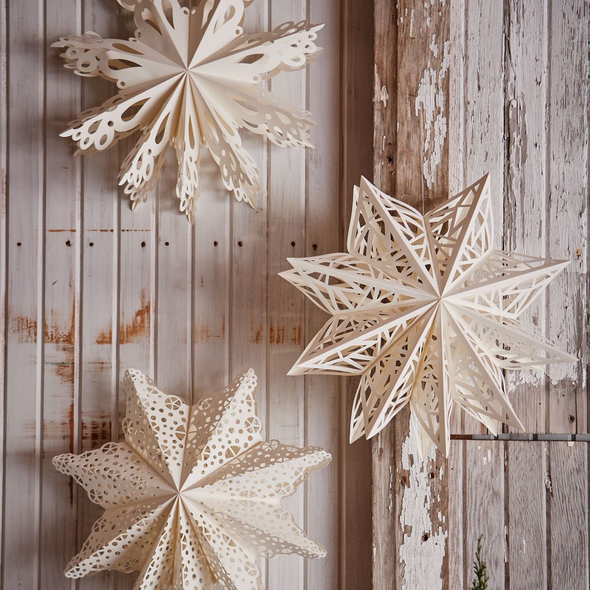 CRATE & BARREL - Adorno para árbol Snowflake en Papel 8 cm x 15 cm
