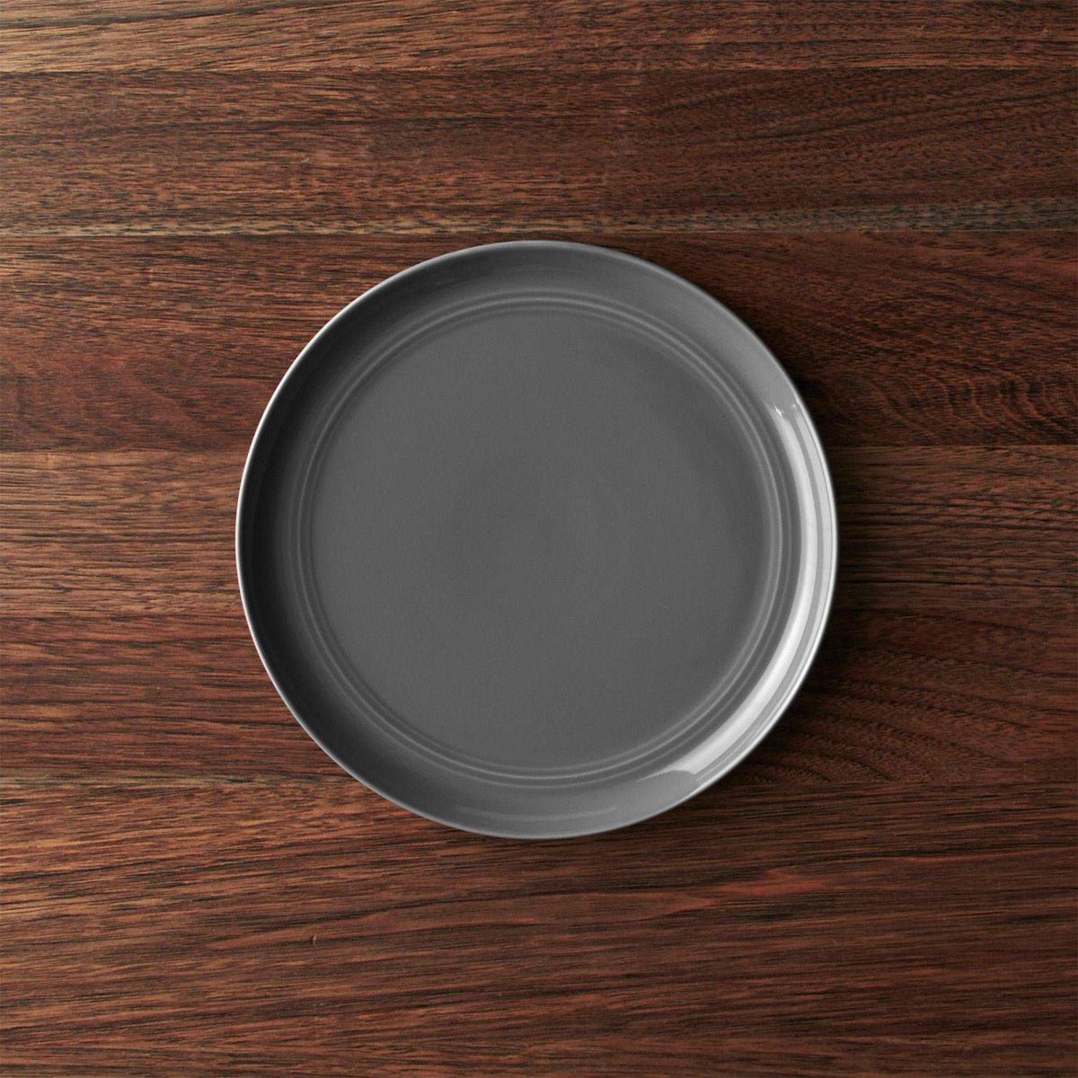 CRATE & BARREL - Plato de ensalada Hue en Porcelana 21 cm x 2 cm