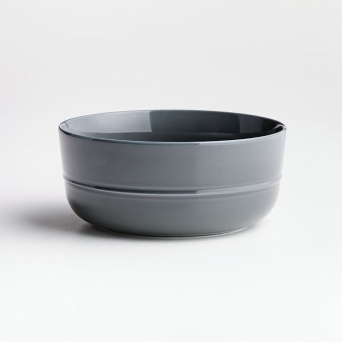 CRATE & BARREL - Bowl Hue Gris Oscuro