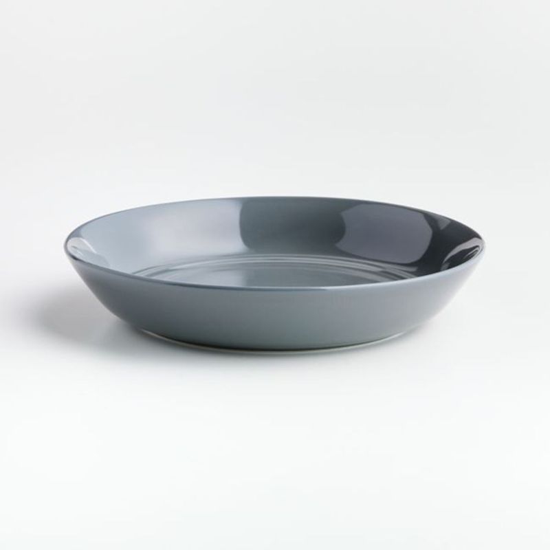 CRATE & BARREL - Bowl Bajo Hue Gris Oscuro 23 cm
