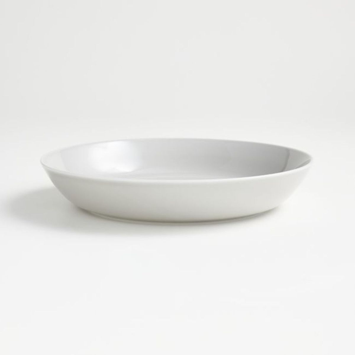 CRATE & BARREL - Bowl Bajo Hue 23 cm