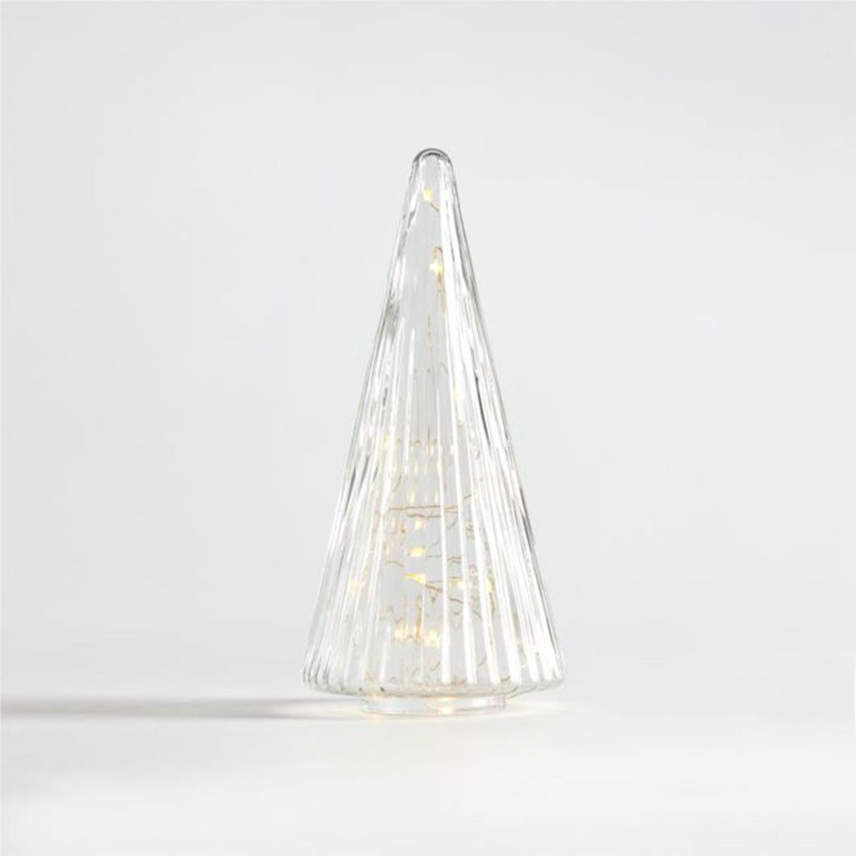 CRATE & BARREL - Adorno Ribbed Clear Christmas Tree en Vidrio 23 cm x 10 cm