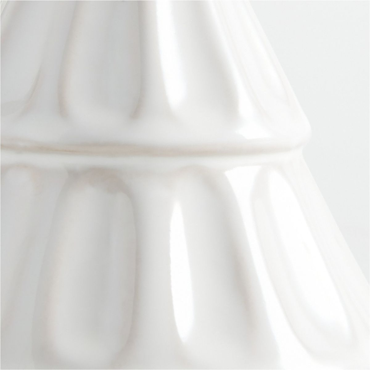 CRATE & BARREL - Adorno Dover en Cerámica 12 cm x 10 cm
