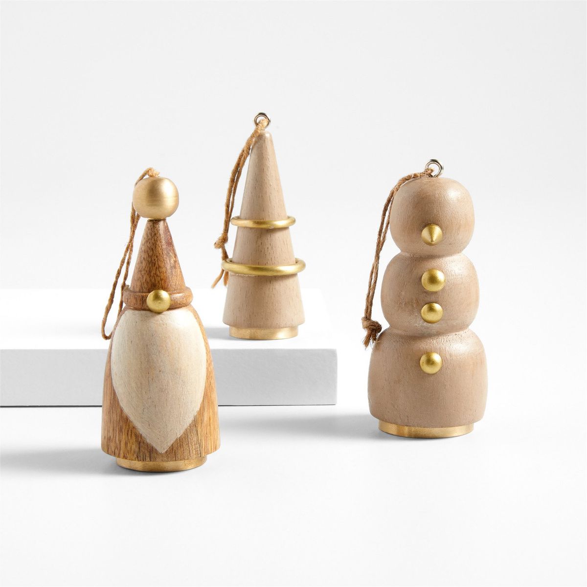 CRATE & BARREL - Adorno para árbol Wood&Brass Tree en Madera mango 7 cm x 3 cm