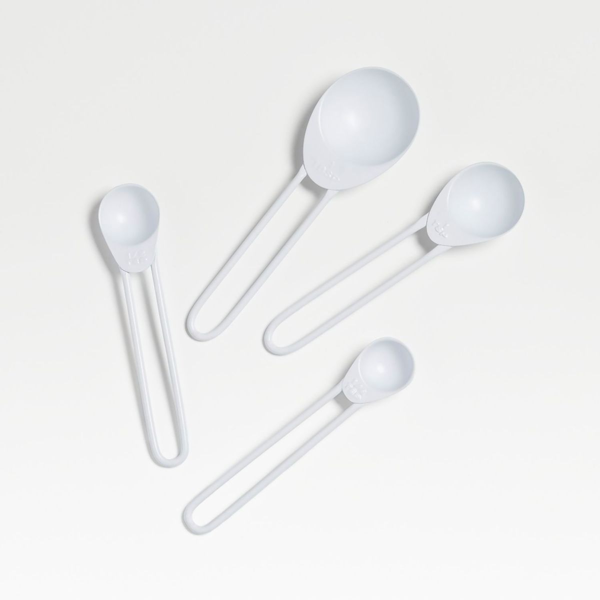 CRATE & BARREL - Cucharas Medidoras Shaillee en Acero Inoxidable Set x 4