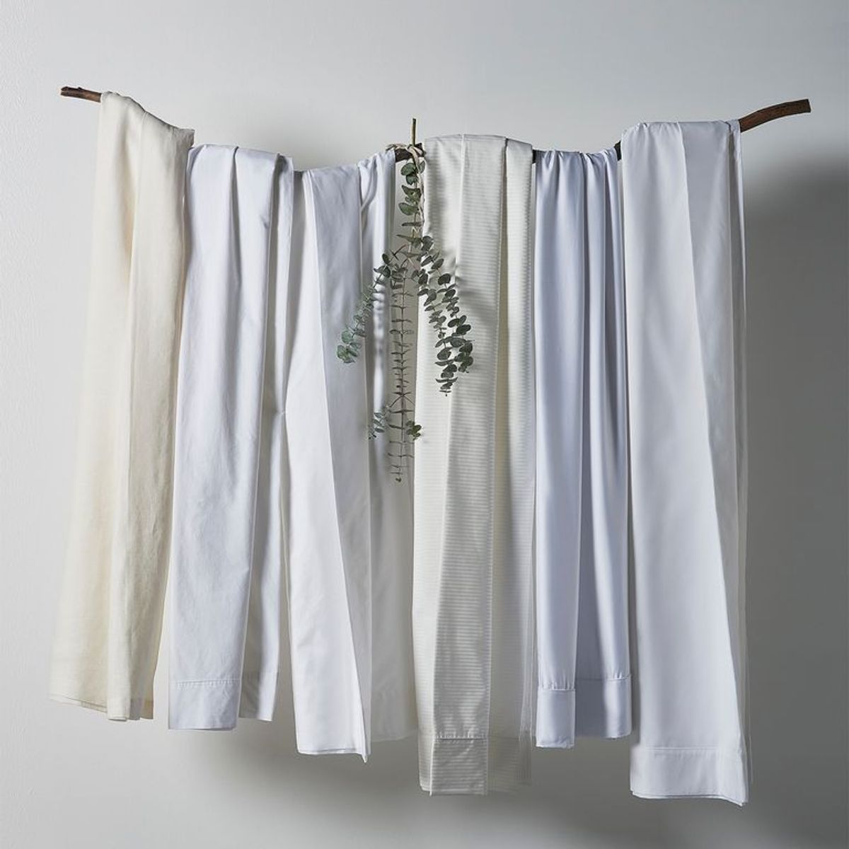 BASEMENT HOME - Juego de Sábanas Lisa de Algodón 300 Hilos Basement Home 