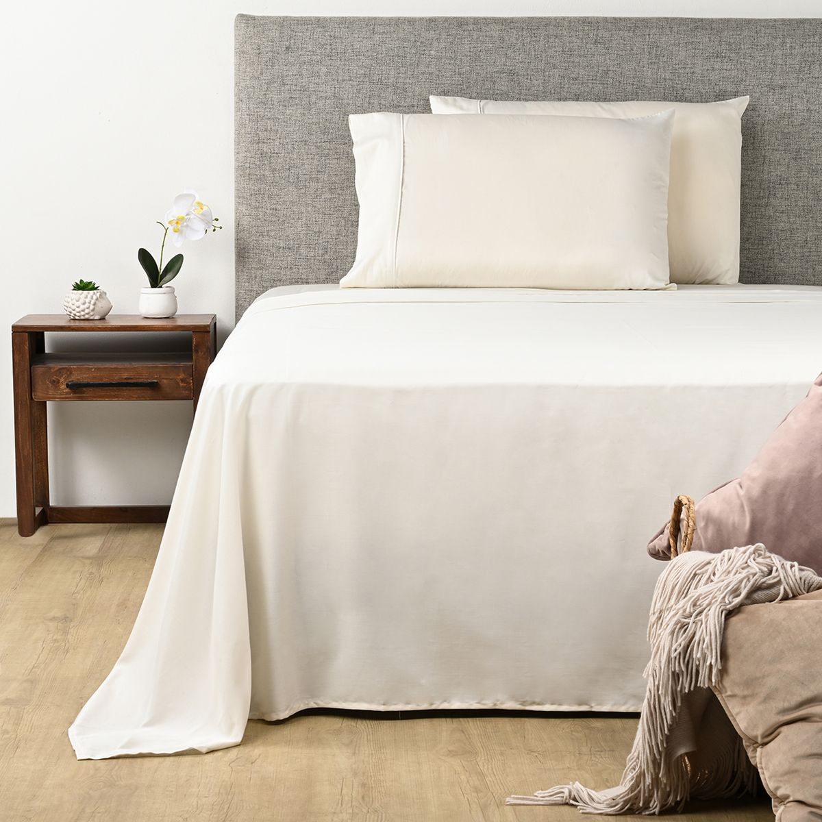 BASEMENT HOME - Juego de Sábanas Lisa de Algodón 300 Hilos Basement Home 