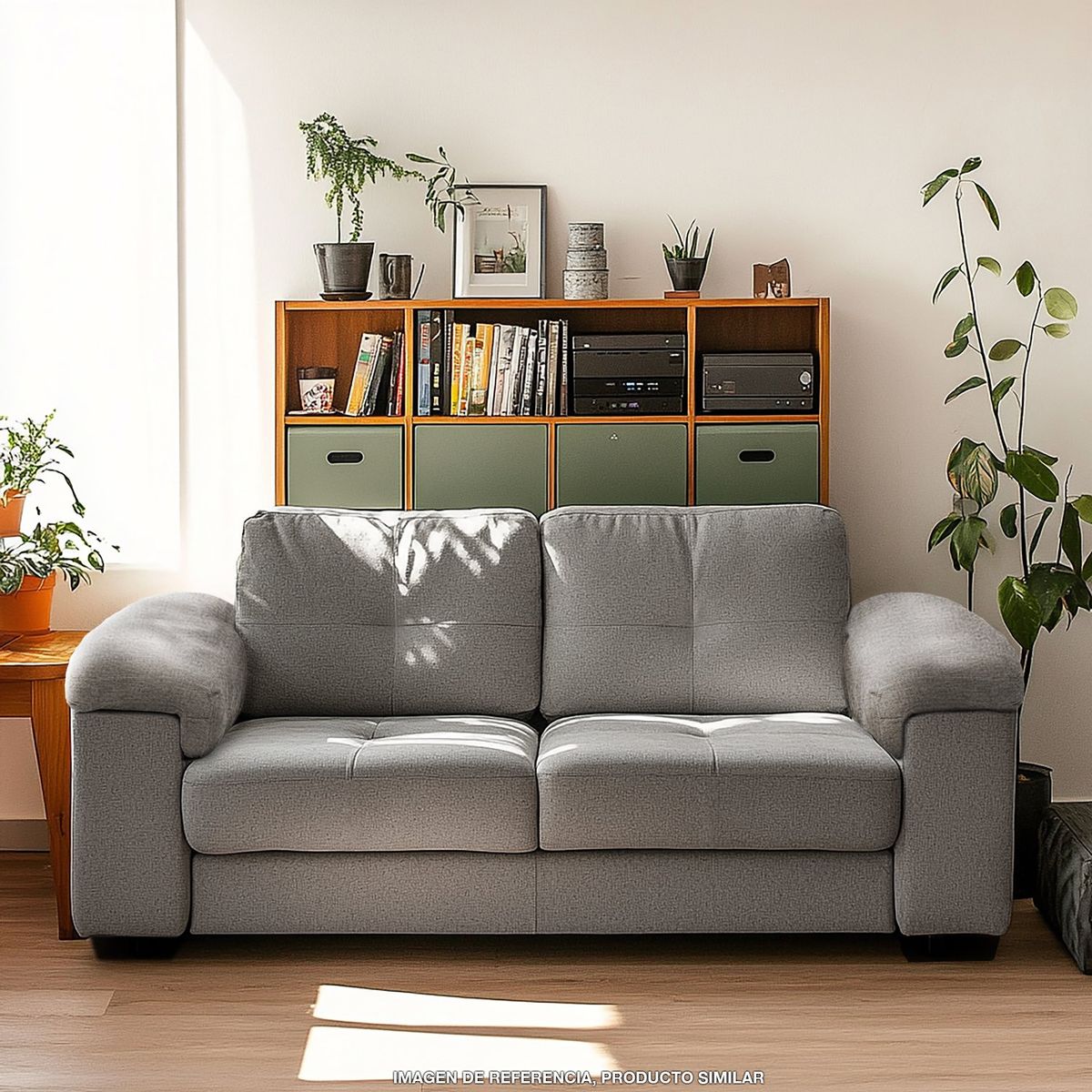 MICA - Sofá 2 Puestos en Tela, Rafa de 152 x 88 x 85 cm con Patas de Madera- Mueble Mica - 0% Interés a 3, 6 o 12 Cuotas Pagando con tu CMR Banco Falabella