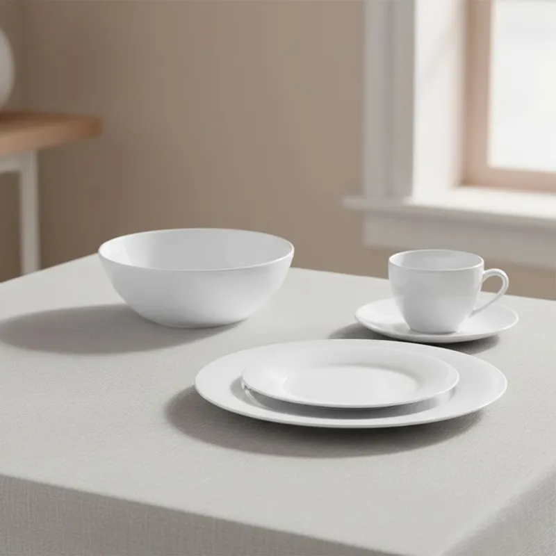 BASEMENT HOME - Vajilla Basement Home: Porcelana Essenti Red K 6 puestos 30 piezas