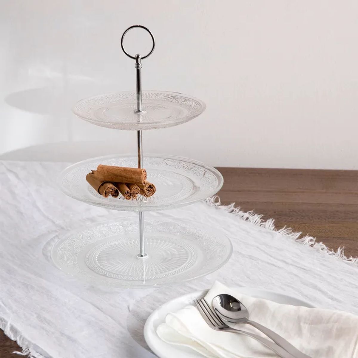 ROBERTA - Tortero de 3 Pisos