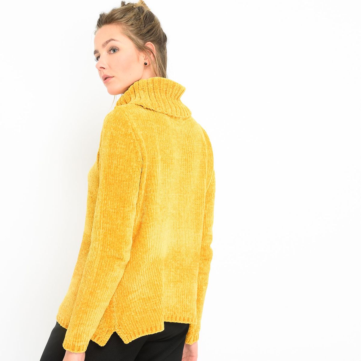 BASEMENT - Saco Cuello Tortuga