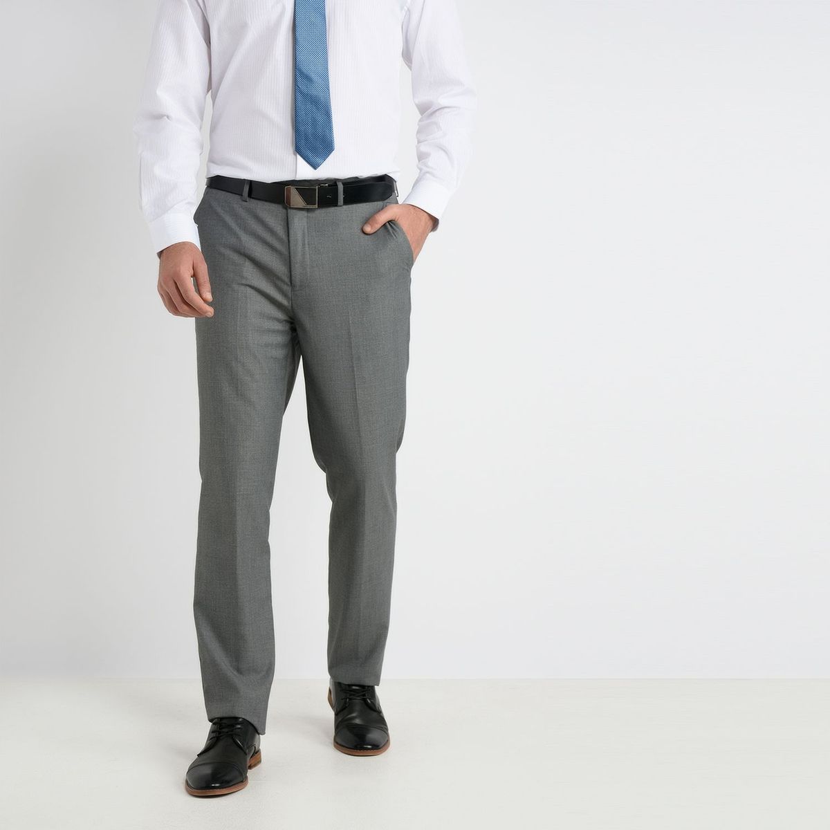 NEWPORT - Pantalón de Vestir Regular