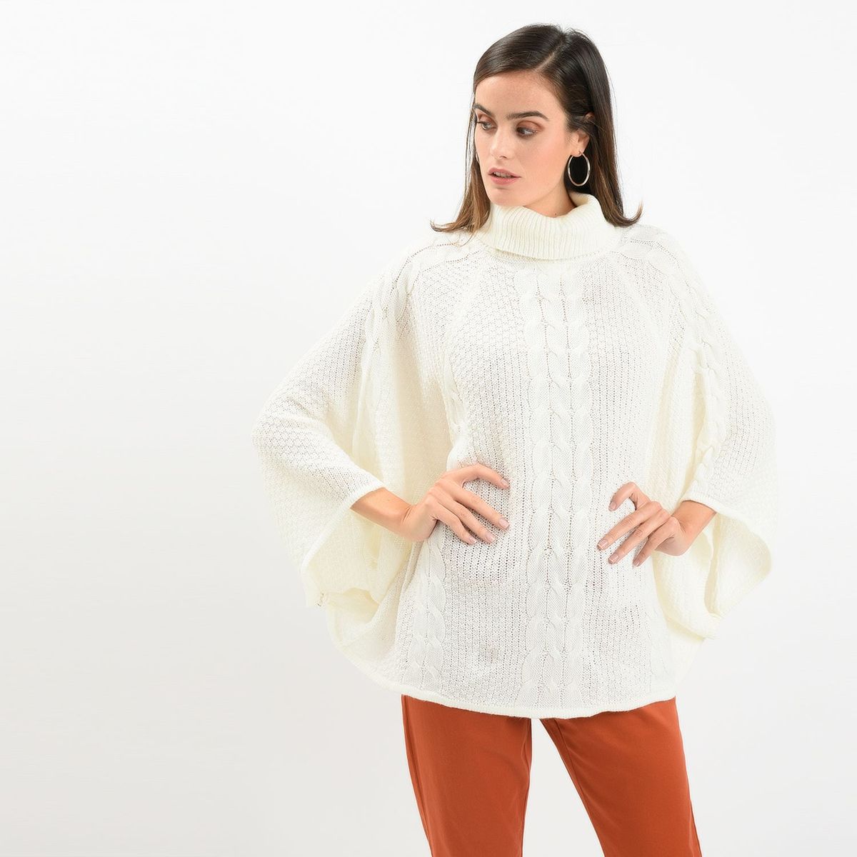 UNIVERSITY CLUB - Poncho Mujer University Club