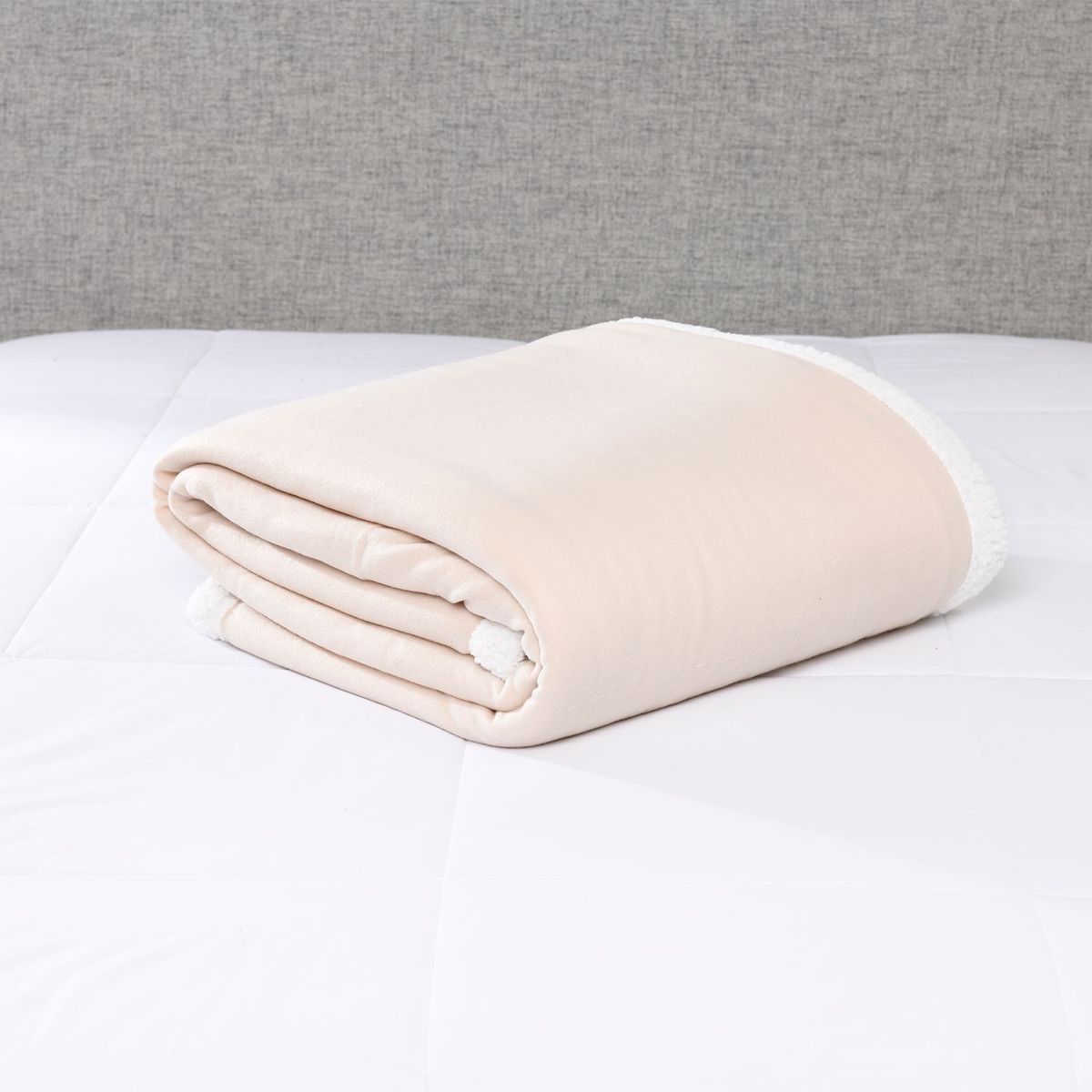 MICA - Cobija Lisa Ovejera Polar Mica 