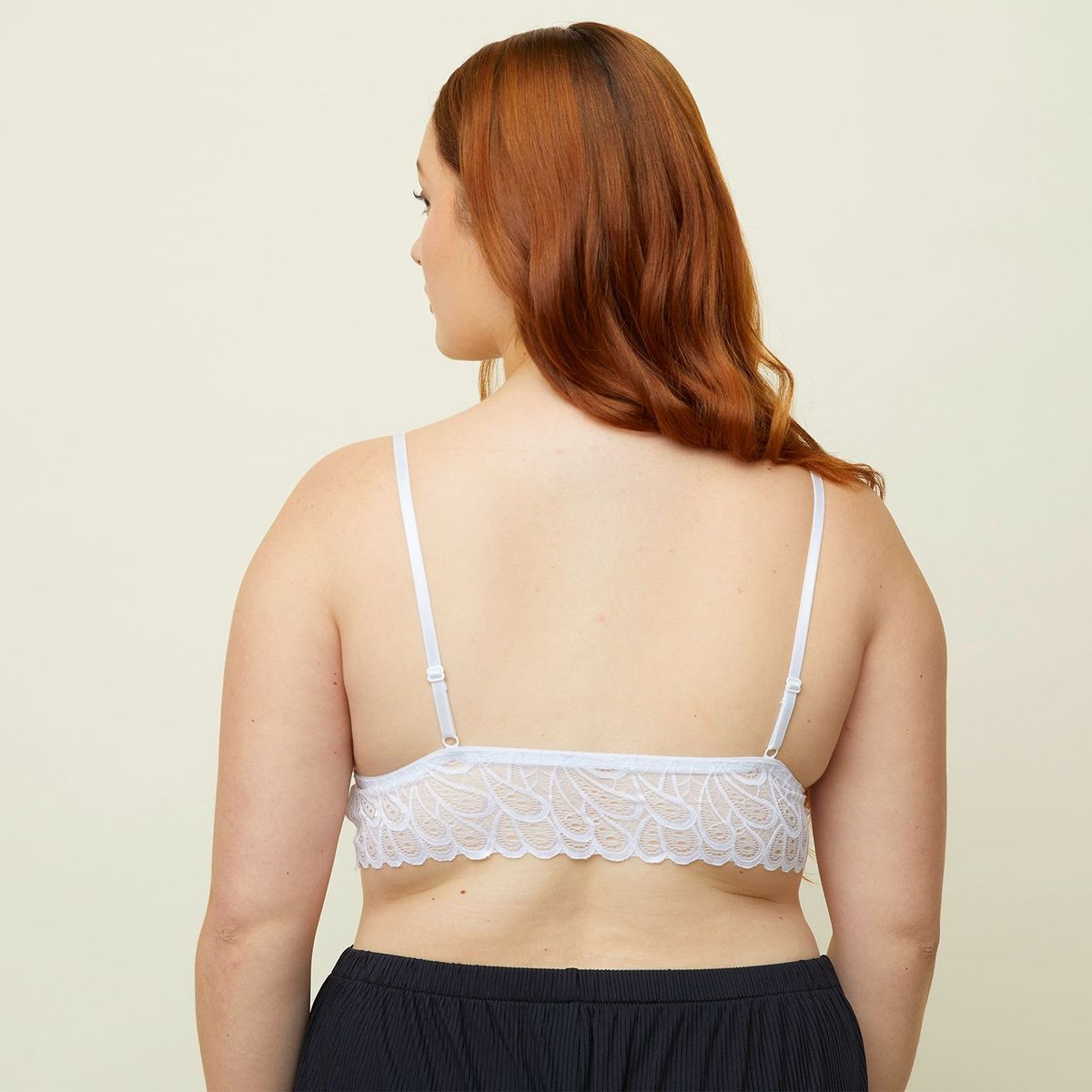 DAHLA - Bralette con relleno removible de Encaje Dahla