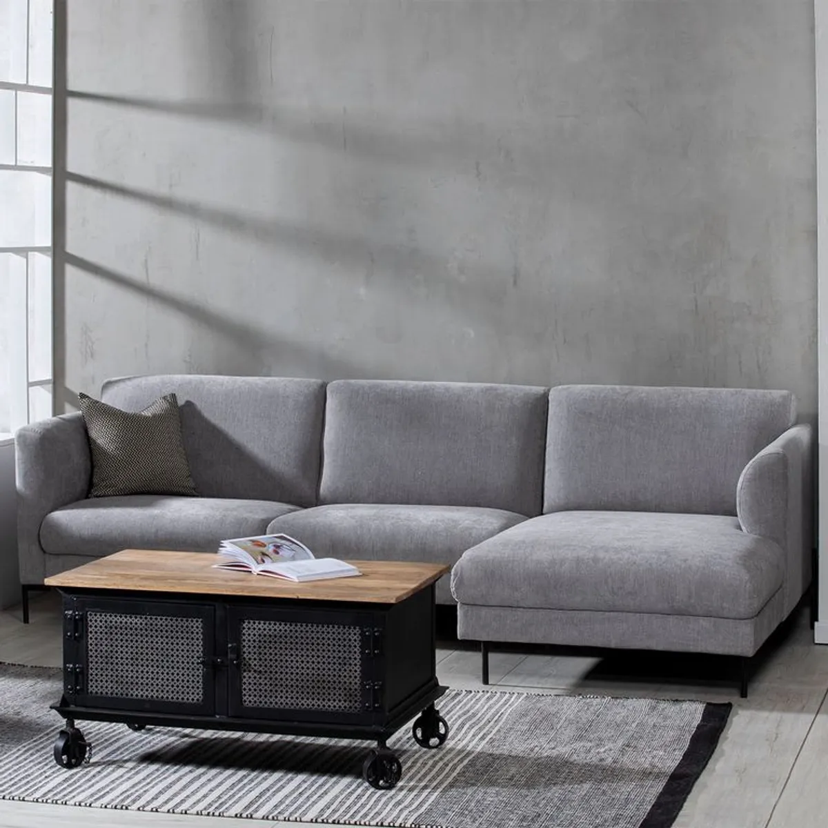 BASEMENT HOME - Sofá en L 4 puestos Conley 261 x 170 x 82 cm Basement Home