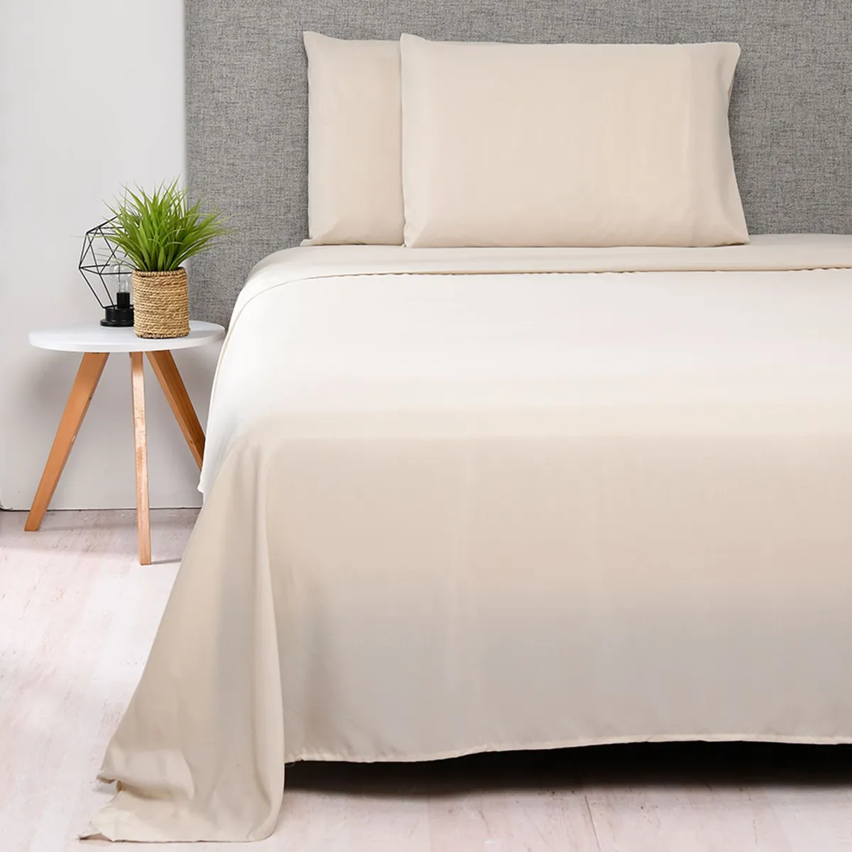 AMBIENTA - Sábana Básico de Poliéster Microfibra Ambienta