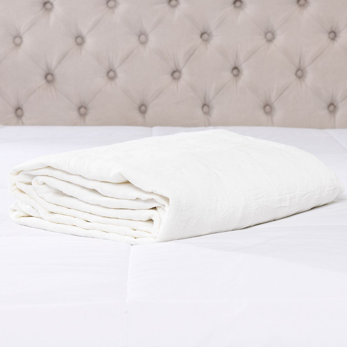 ROBERTA ALLEN - Cubrelecho Estampado de Polialgodón 85 GSM Mercedes Roberta Allen