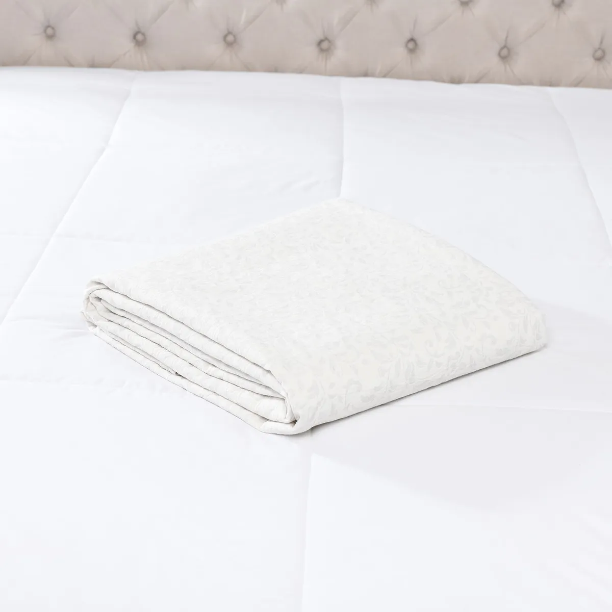 ROBERTA ALLEN - Cubrelecho Liso de Algodón Lauri Roberta Allen