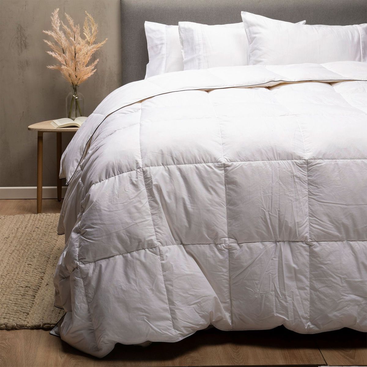 BASEMENT HOME - Plumón de Plumas de Ganso 15% Pecho 85% Cuerpo Basement Home