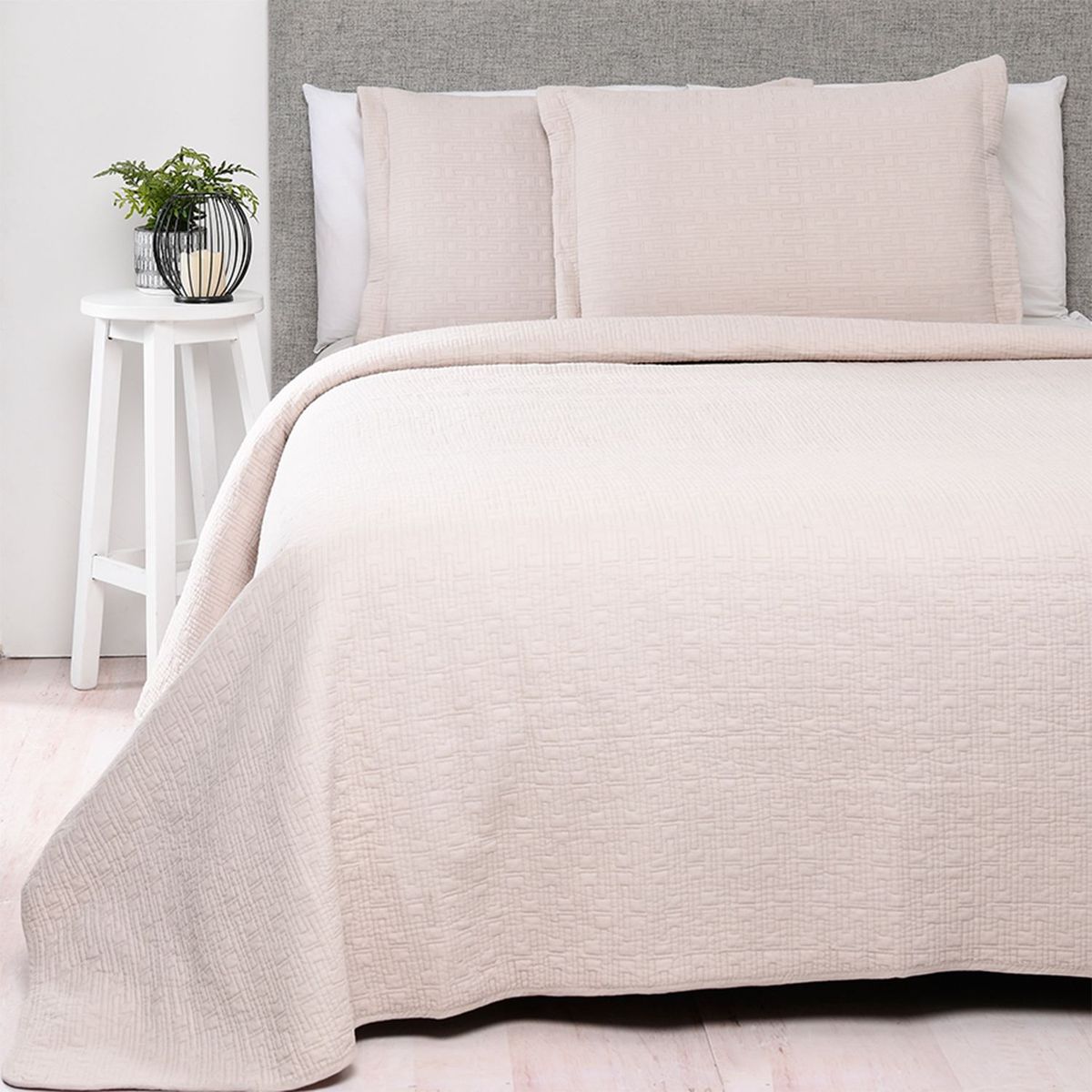 BASEMENT HOME - Cubrelecho Liso de Algodón 132 Hilos Basement Home